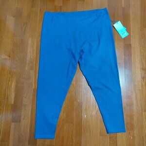 New FWD Women's 7/8 Leggings Size 2XL